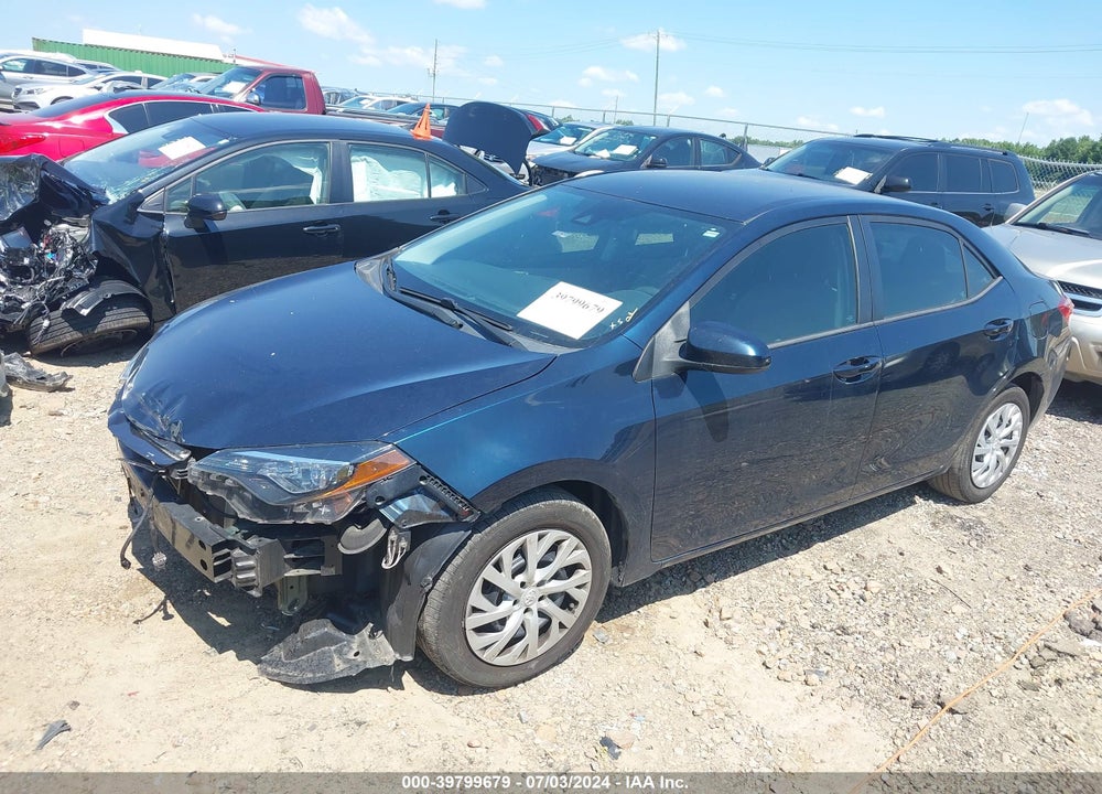 2018 TOYOTA COROLLA LE VIN: 5YFBURHE3JP848964