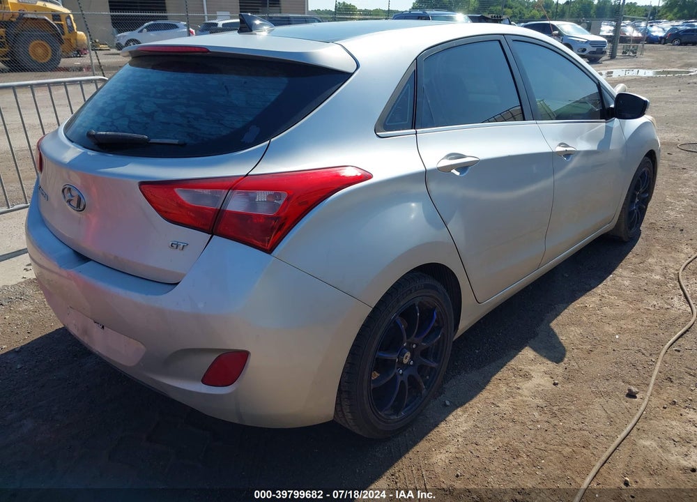 2013 HYUNDAI ELANTRA GT VIN: KMHD35LE8DU105022