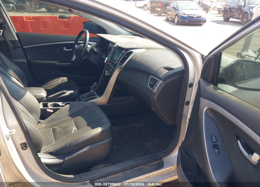 2013 HYUNDAI ELANTRA GT VIN: KMHD35LE8DU105022