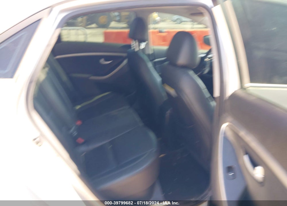 2013 HYUNDAI ELANTRA GT VIN: KMHD35LE8DU105022