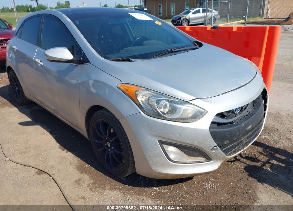 2013 HYUNDAI ELANTRA GT VIN: KMHD35LE8DU105022