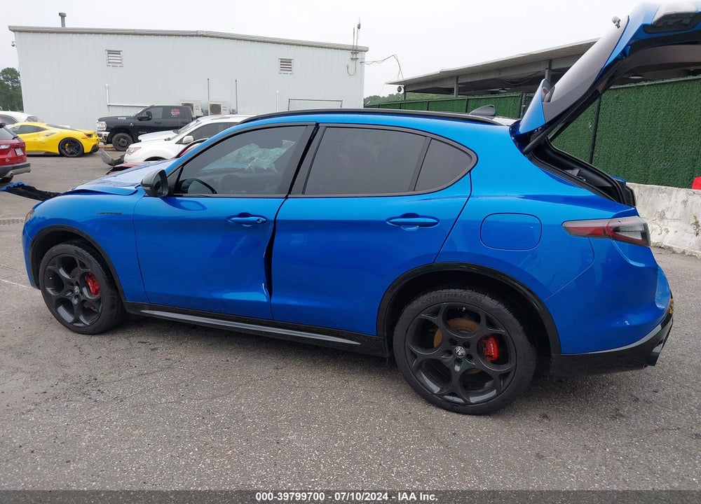 2024 ALFA ROMEO STELVIO COMPETIZIONE AWD VIN: ZASPAKBN1R7D77237