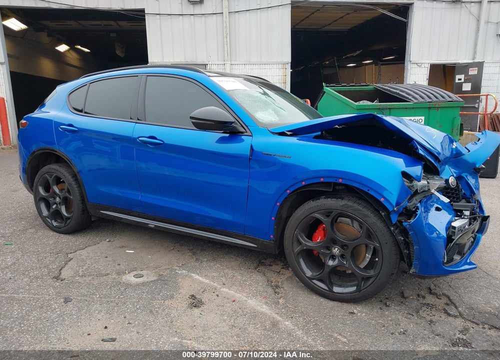 2024 ALFA ROMEO STELVIO COMPETIZIONE AWD VIN: ZASPAKBN1R7D77237