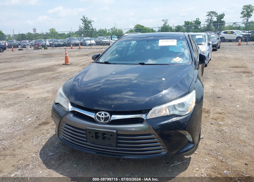2016 TOYOTA CAMRY VIN: 4T4BF1FK1GR582300