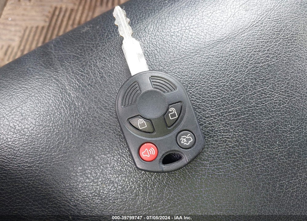 2010 FORD ESCAPE XLT VIN: 1FMCU9D79AKB53717