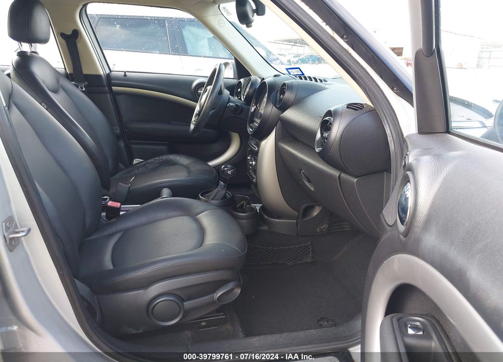 2014 MINI COUNTRYMAN COOPER VIN: WMWZB3C54EWR38885