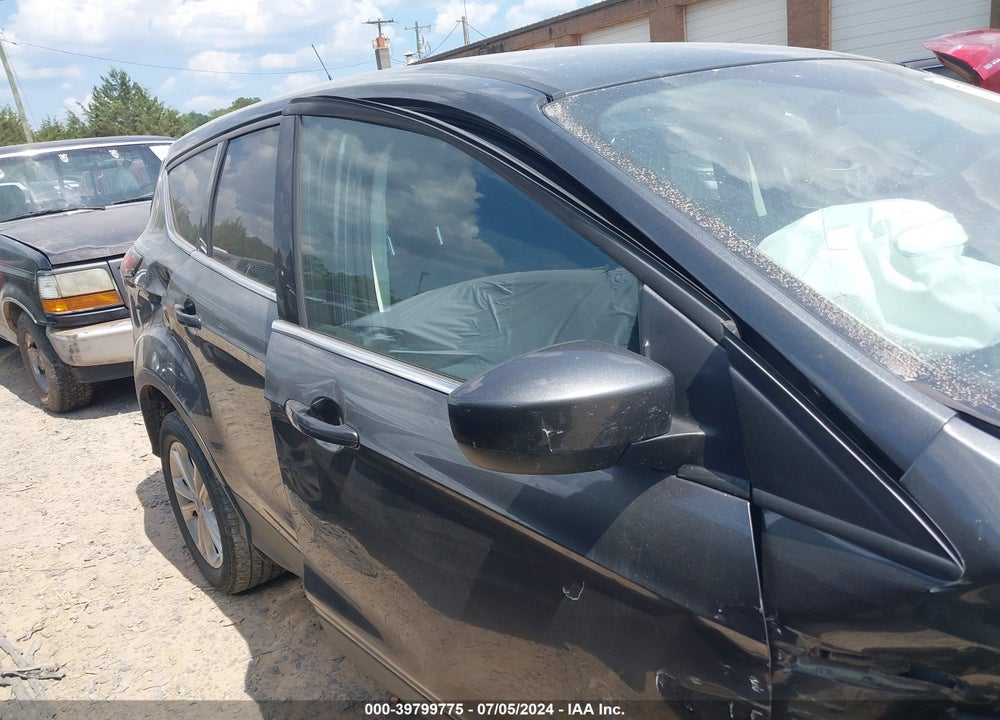2019 FORD ESCAPE SE VIN: 1FMCU9GD1KUA30503