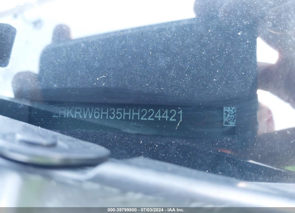 2017 HONDA CR-V LX VIN: 2HKRW6H35HH224421
