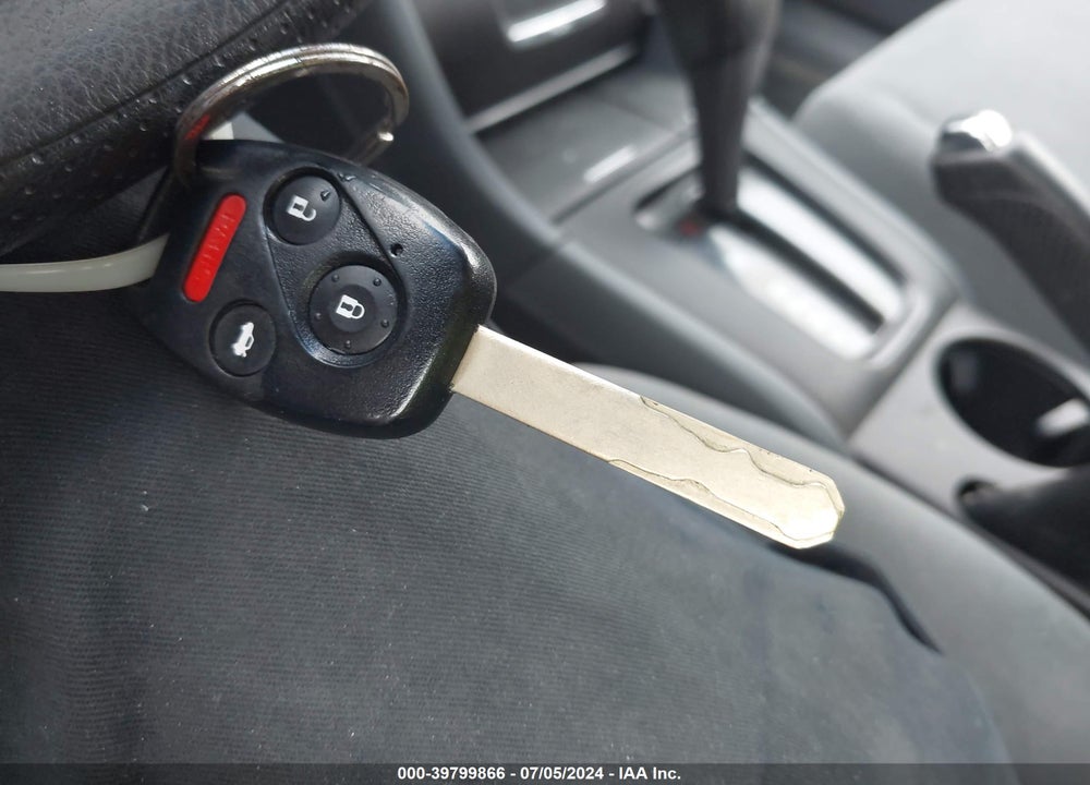 2007 HONDA ACCORD 3.0 SE VIN: 1HGCM66417A024067