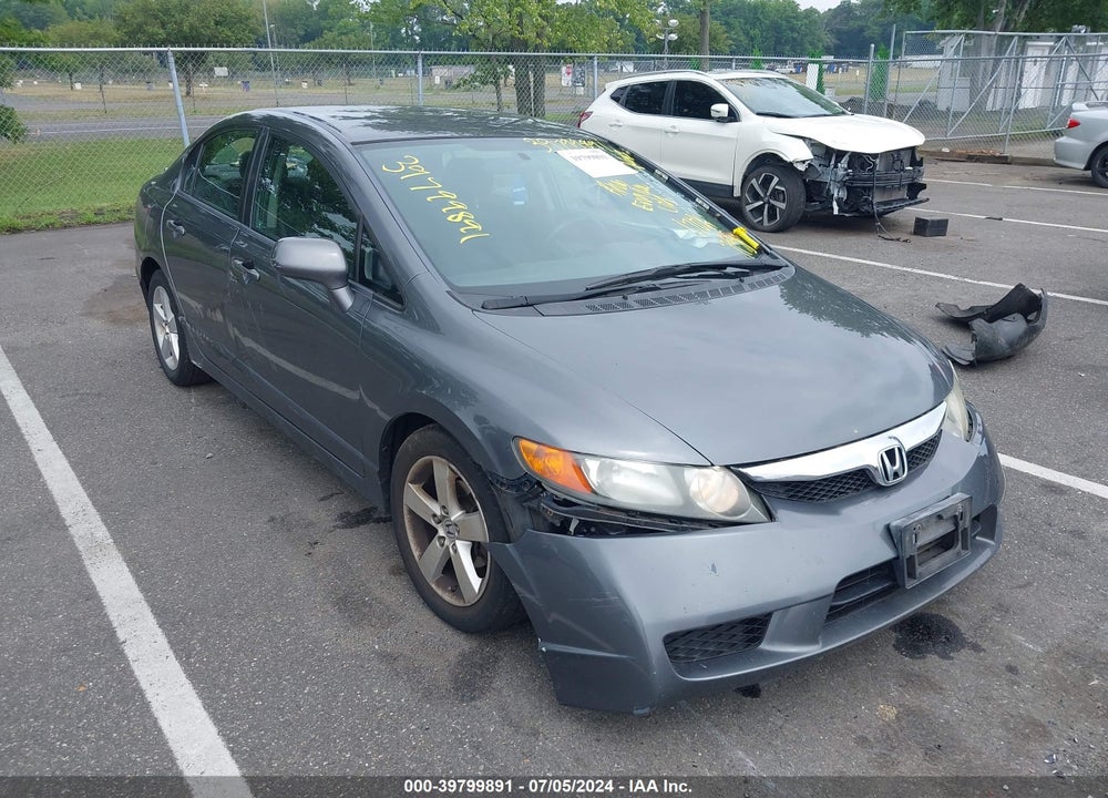 2011 HONDA CIVIC LX-S VIN: 2HGFA1F69BH523610