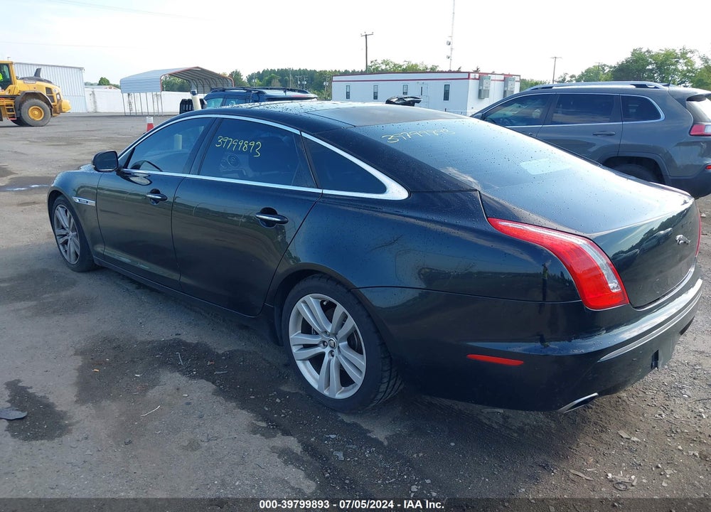 2012 JAGUAR XJ XJL PORTFOLIO VIN: SAJWA2GB7CLV35888