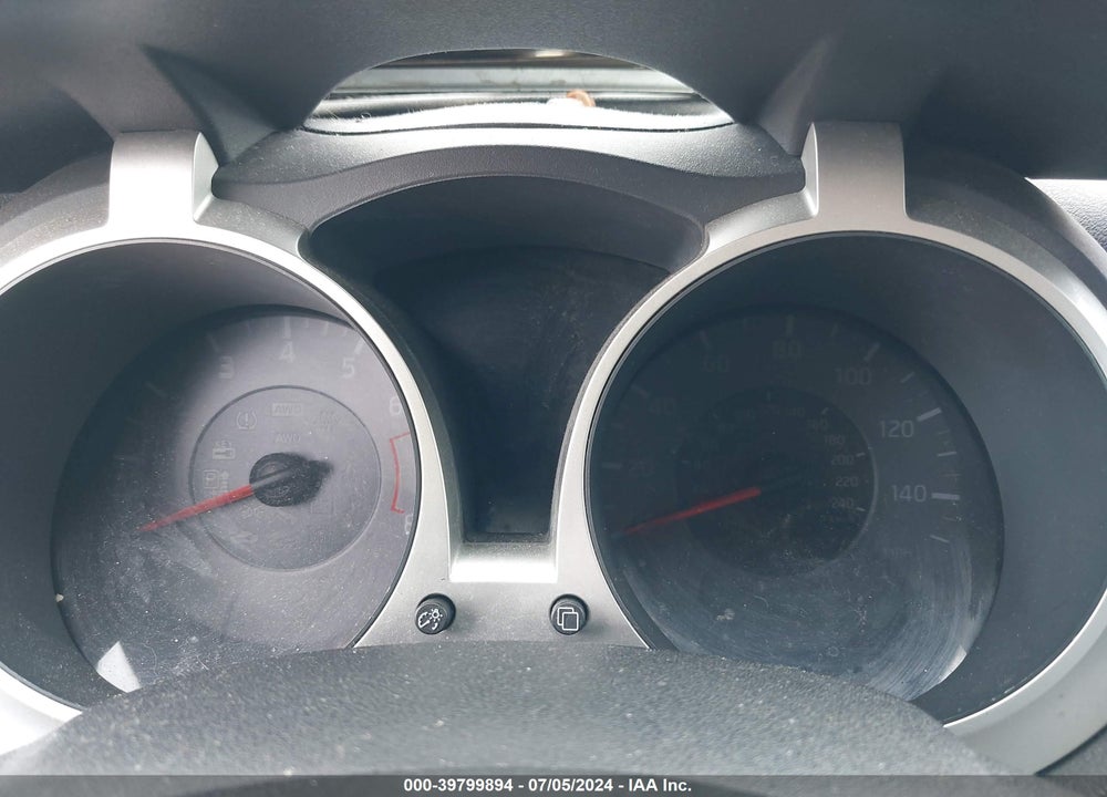 2011 NISSAN JUKE SV VIN: JN8AF5MR7BT003850