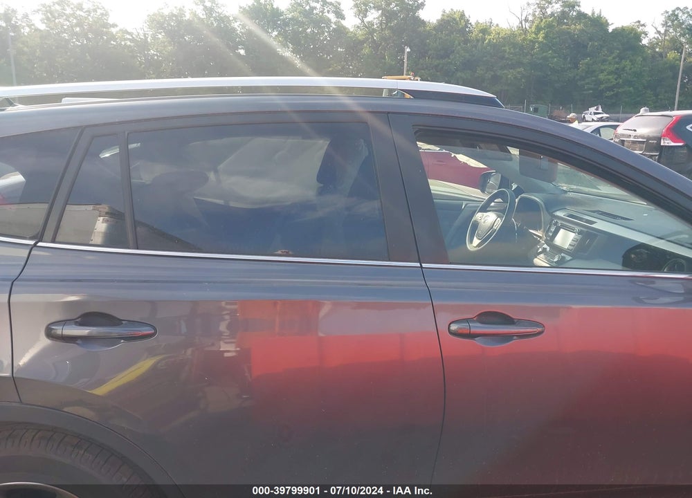 2015 TOYOTA RAV4 XLE VIN: JTMWFREV9FJ053462