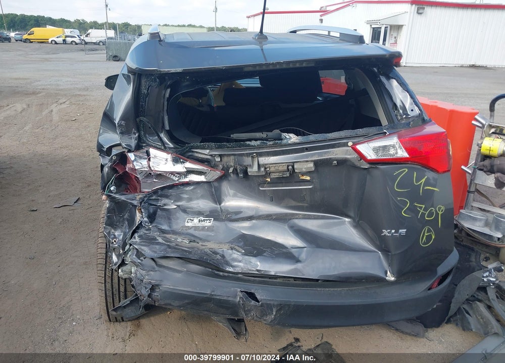 2015 TOYOTA RAV4 XLE VIN: JTMWFREV9FJ053462