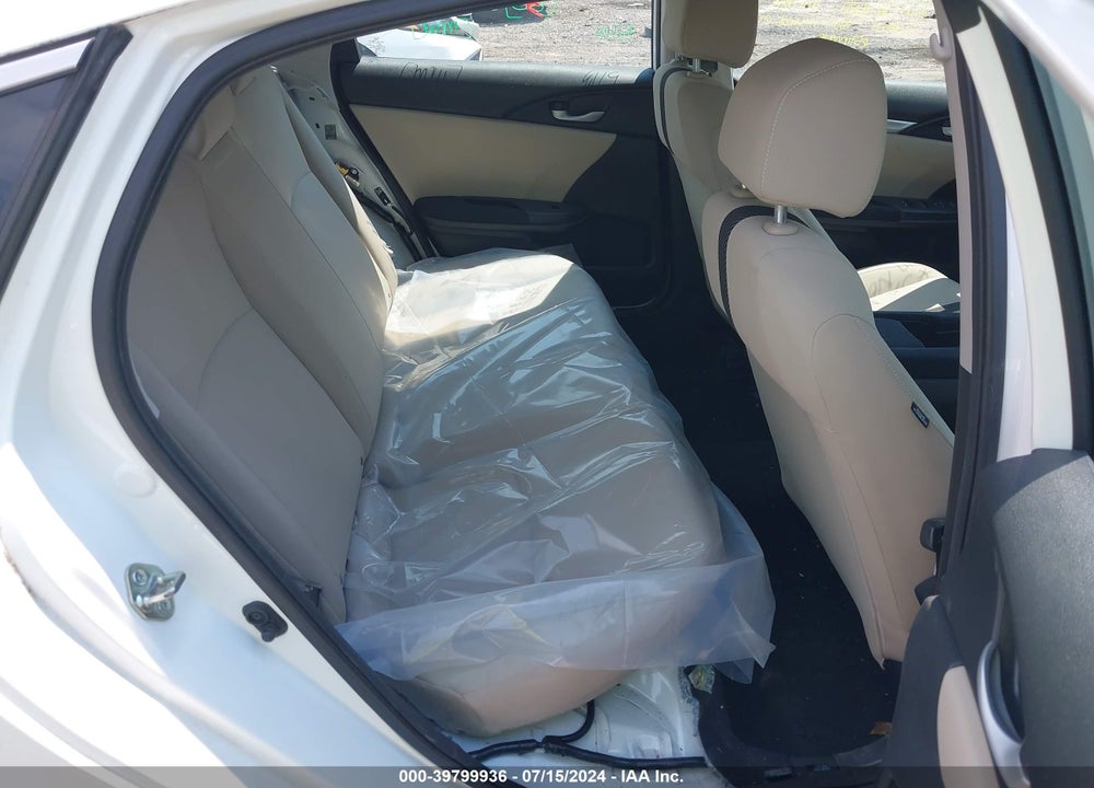 2018 HONDA CIVIC LX VIN: 2HGFC2F52JH570225