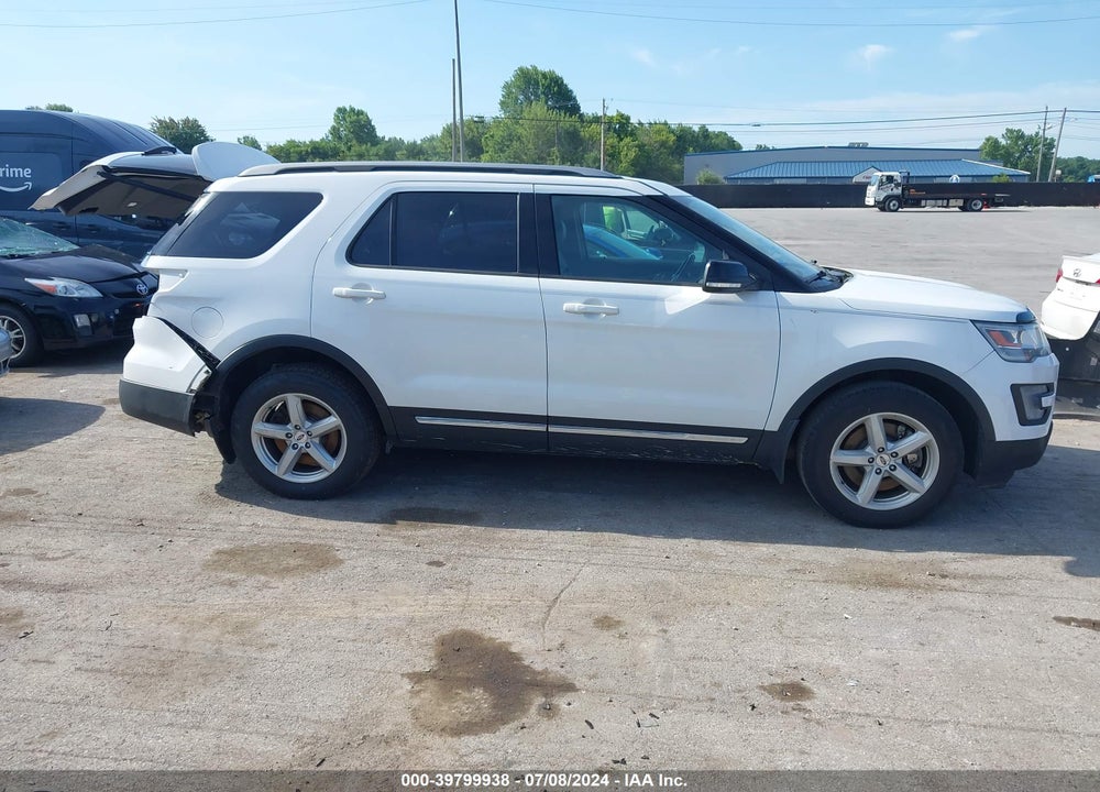 2017 FORD EXPLORER XLT VIN: 1FM5K8D82HGD52493