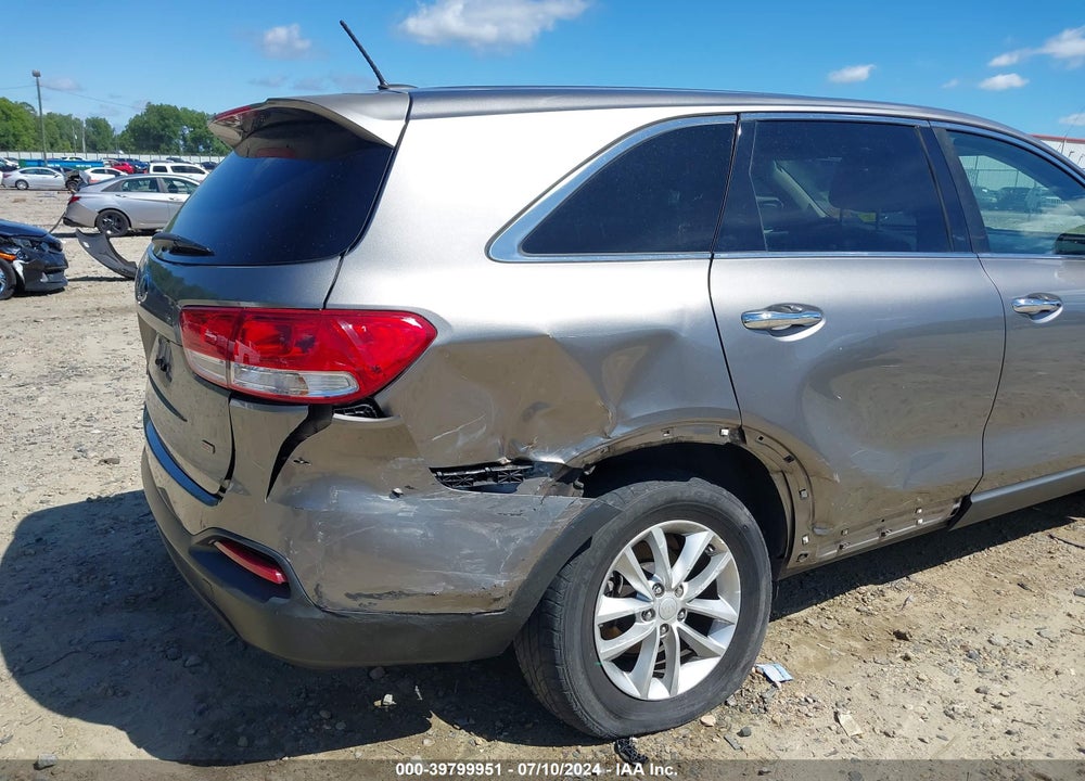 2016 KIA SORENTO VIN: 5XYPG4A32GG074373