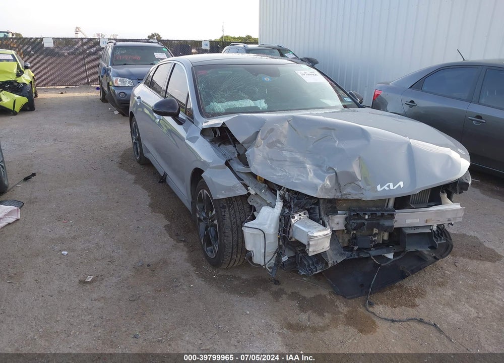 2022 KIA K5 GT LINE VIN: 5XXG64J22NG105844