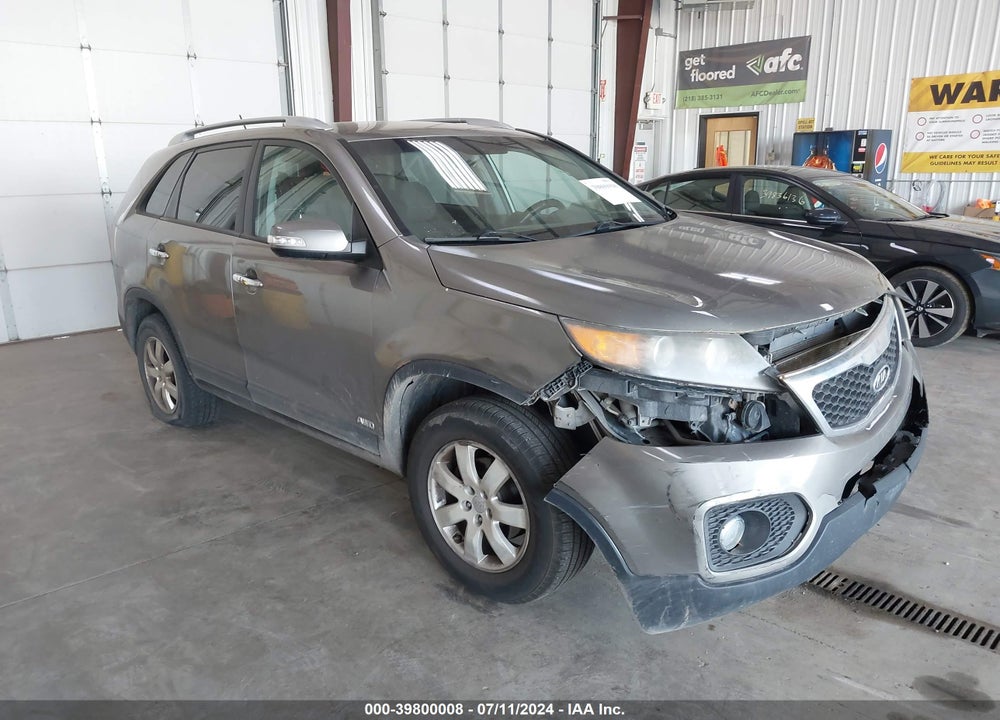 2011 KIA SORENTO LX VIN: 5XYKTDA14BG057619