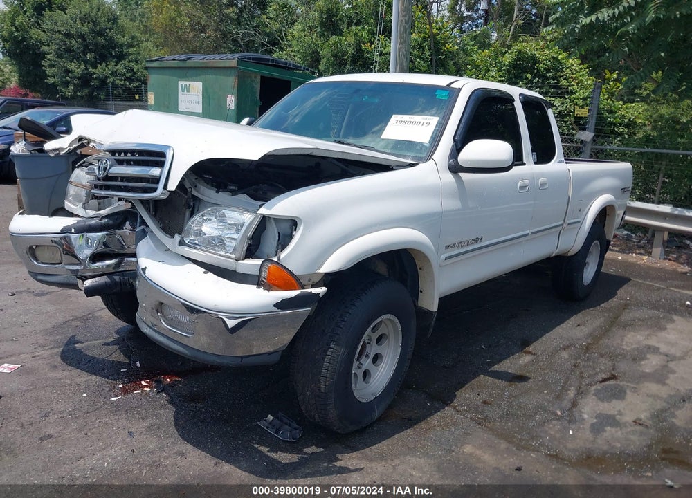 2000 TOYOTA TUNDRA LTD V8 VIN: 5TBRT3816YS024141