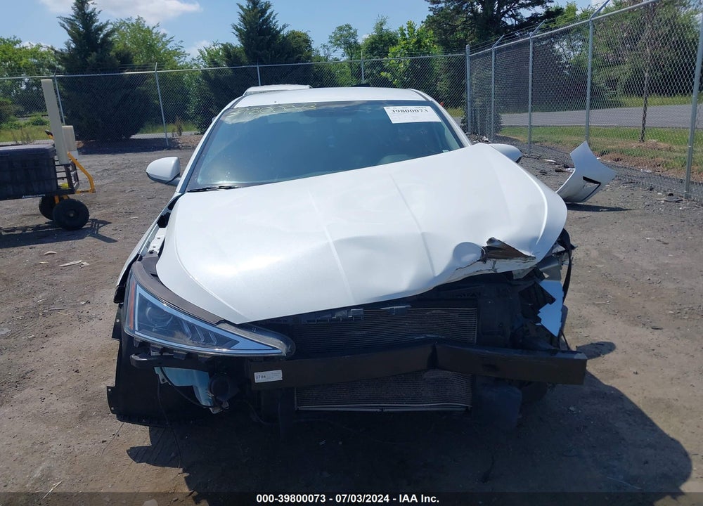 2019 HYUNDAI ELANTRA SE VIN: 5NPD74LF9KH487287