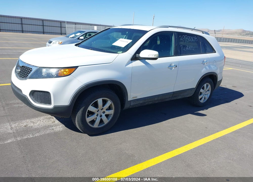 2011 KIA SORENTO LX V6 VIN: 5XYKT4A26BG158542