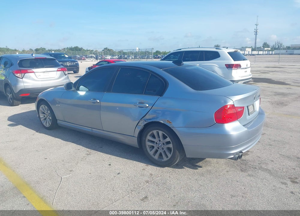 2009 BMW 328I VIN: WBAPH77559NM30900