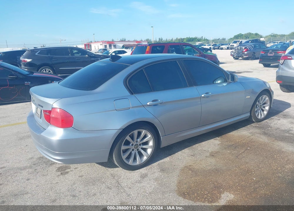 2009 BMW 328I VIN: WBAPH77559NM30900