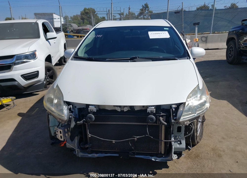 2011 TOYOTA PRIUS THREE VIN: JTDKN3DUXB5325950