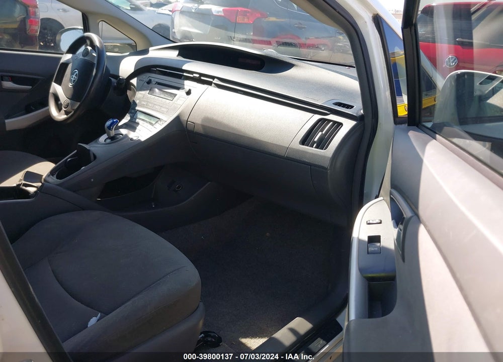 2011 TOYOTA PRIUS THREE VIN: JTDKN3DUXB5325950