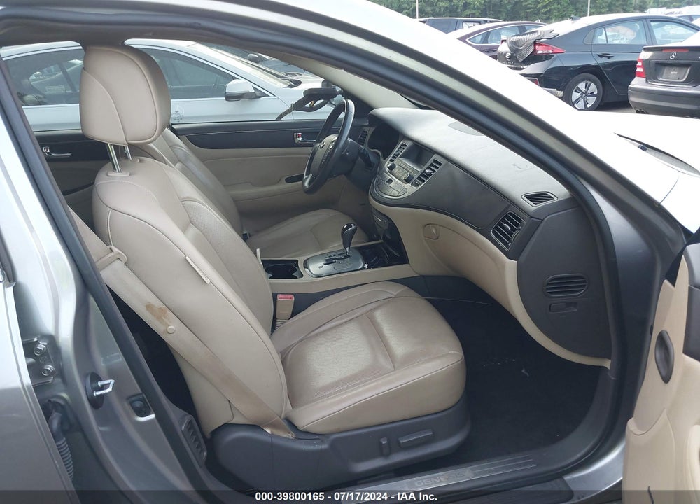 2009 HYUNDAI GENESIS 3.8 VIN: KMHGC46E29U041151