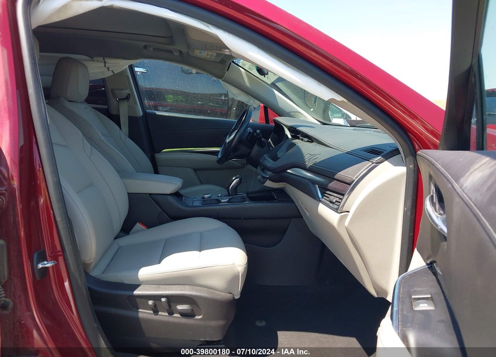 2019 CADILLAC XT4 LUXURY VIN: 1GYFZBR41KF102662