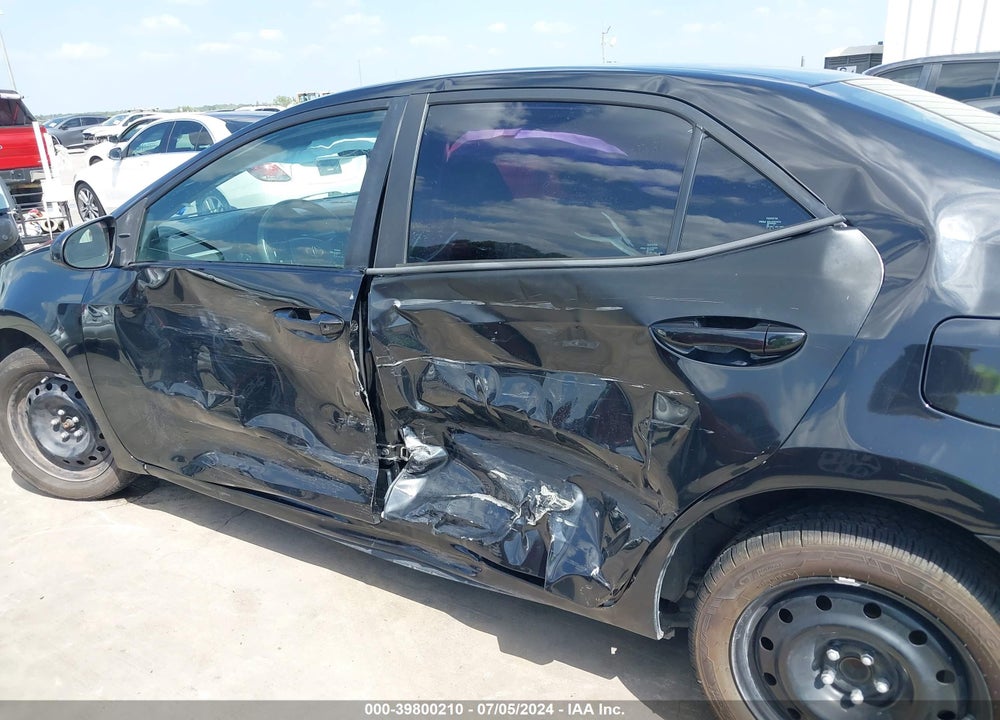 2015 TOYOTA COROLLA LE VIN: 5YFBURHE2FP187340
