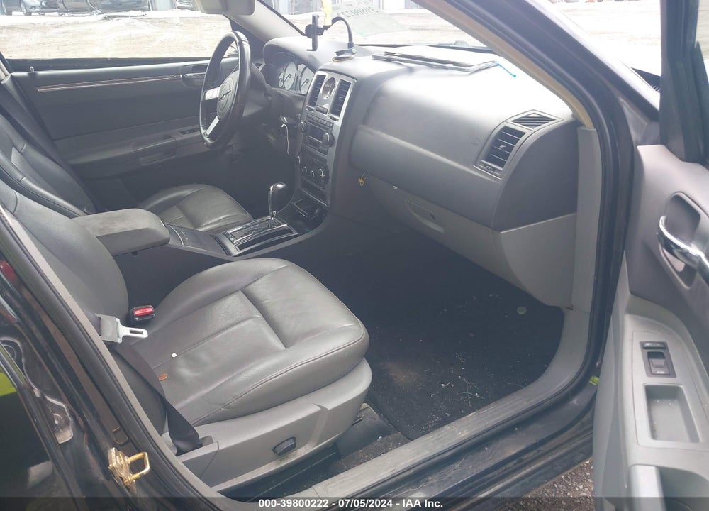 2005 CHRYSLER 300 TOURING VIN: 2C3JA53G65H627557