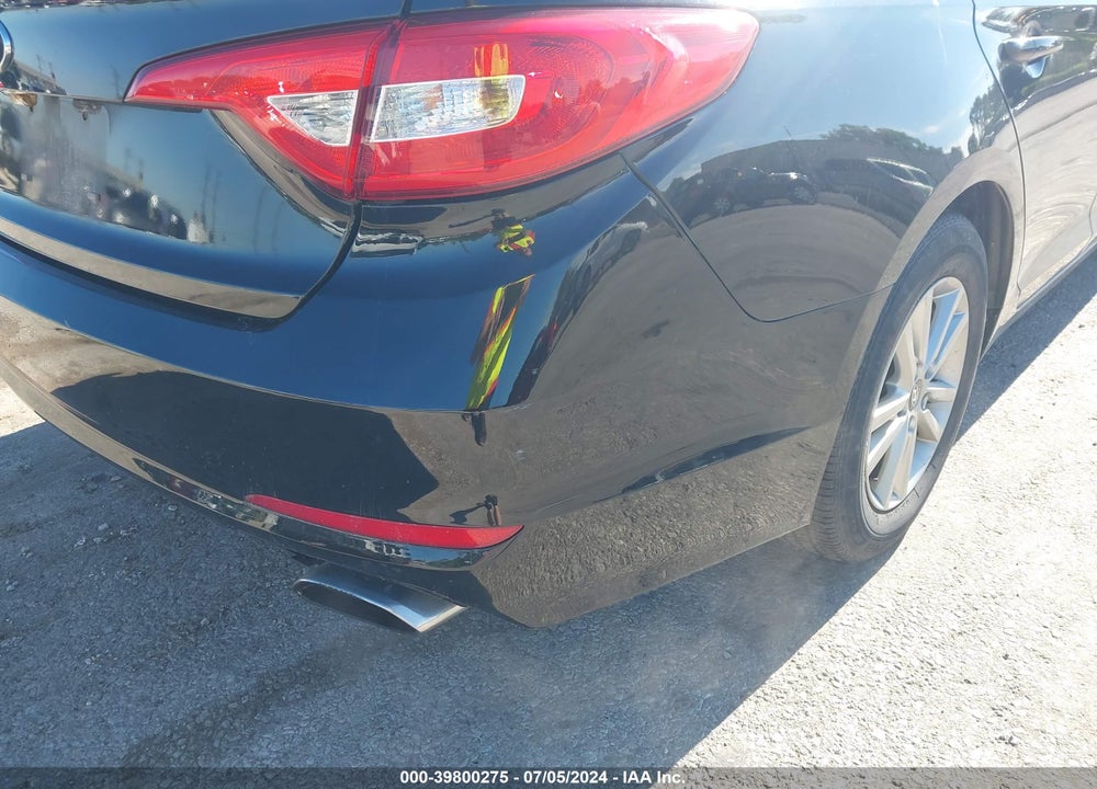2015 HYUNDAI SONATA SE VIN: 5NPE24AF8FH024097