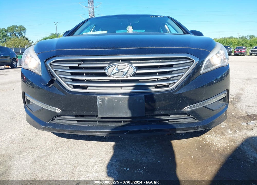 2015 HYUNDAI SONATA SE VIN: 5NPE24AF8FH024097