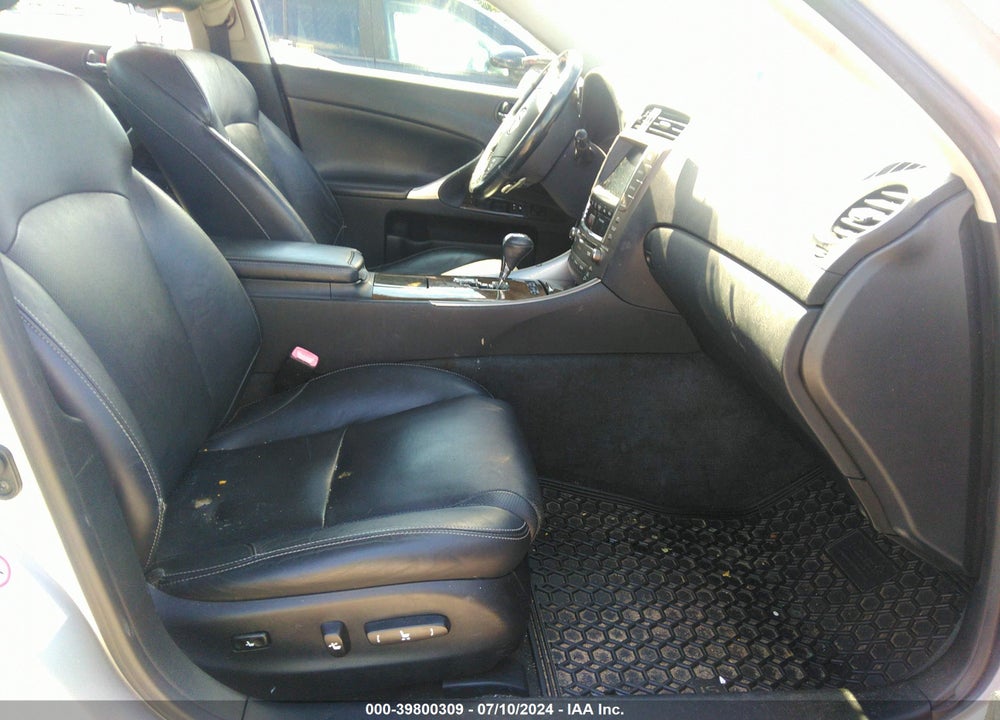 2009 LEXUS IS 250 VIN: JTHCK262095031680