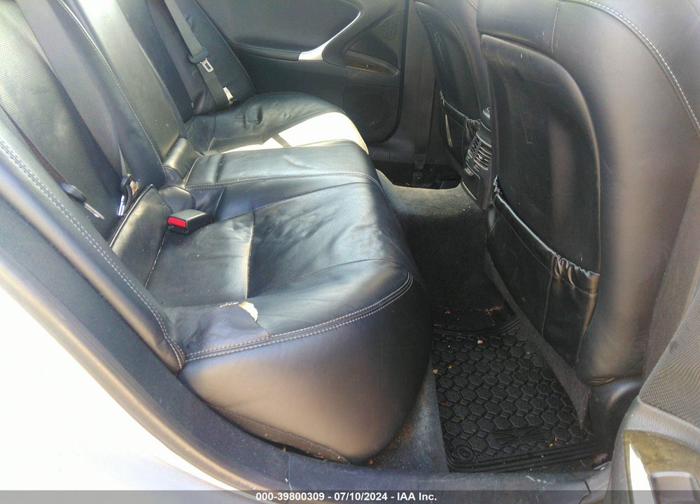 2009 LEXUS IS 250 VIN: JTHCK262095031680