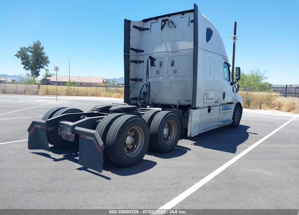 2018 FREIGHTLINER NEW CASCADIA 126 VIN: 3AKJHHDR3JSJJ1448