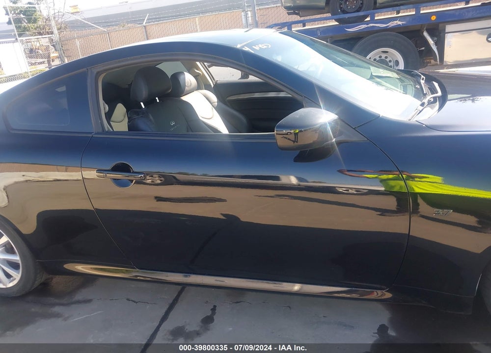 2014 INFINITI Q60 JOURNEY VIN: JN1CV6EK0EM110559