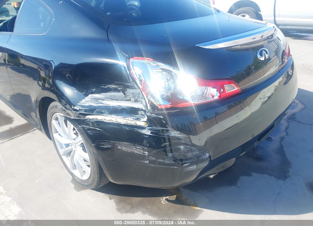 2014 INFINITI Q60 JOURNEY VIN: JN1CV6EK0EM110559