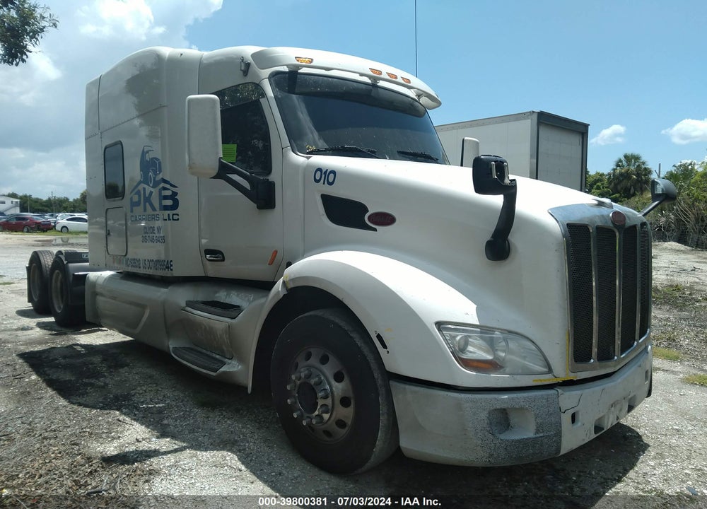 2018 PETERBILT 579 VIN: 1XPBD49X6JD480820
