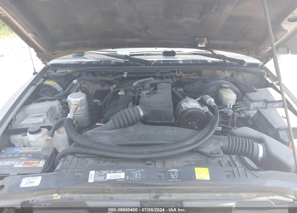 1998 CHEVROLET S-10 LS FLEETSIDE VIN: 1GCCS1949WK260736