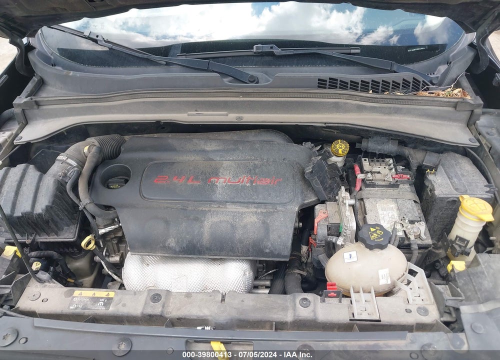2015 JEEP RENEGADE LATITUDE VIN: ZACCJABT7FPC25820