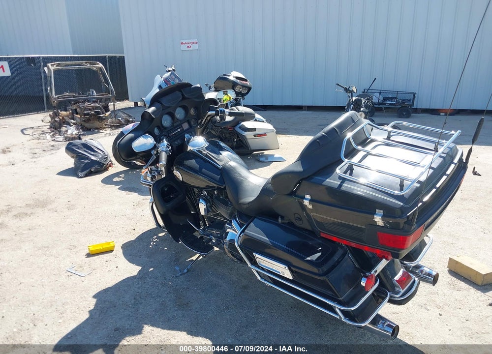 2004 HARLEY-DAVIDSON FLHTCUI VIN: 1HD1FCW134Y616642