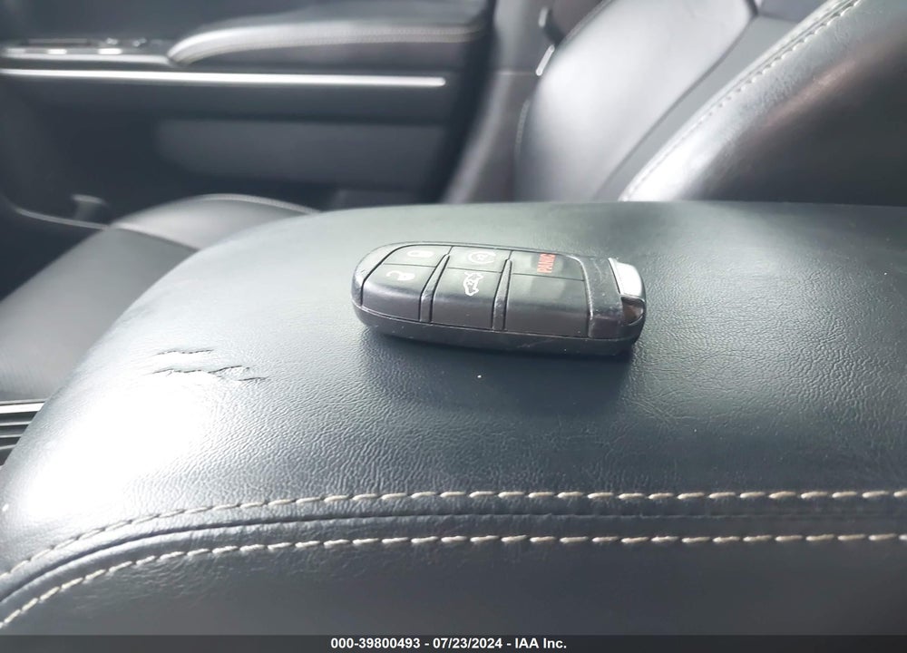 2022 CHRYSLER 300 S VIN: 2C3CCABT0NH134905