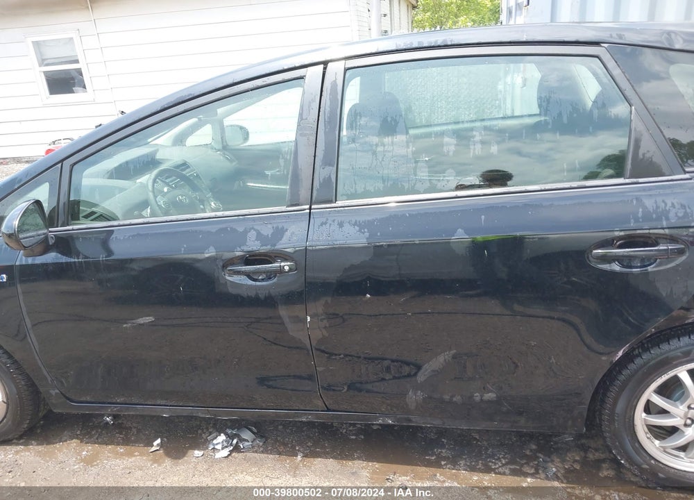 2015 TOYOTA PRIUS V TWO VIN: JTDZN3EU8FJ030727