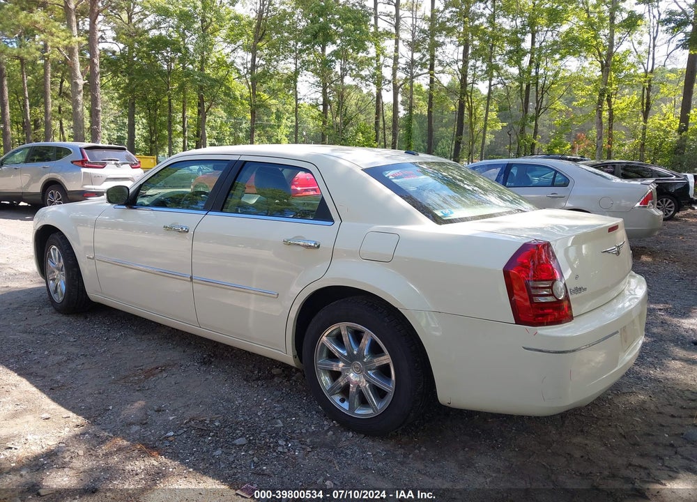 2010 CHRYSLER 300 TOURING/SIGNATURE SERIES/EXECUTIVE SERIES VIN: 2C3CA5CV5AH119548