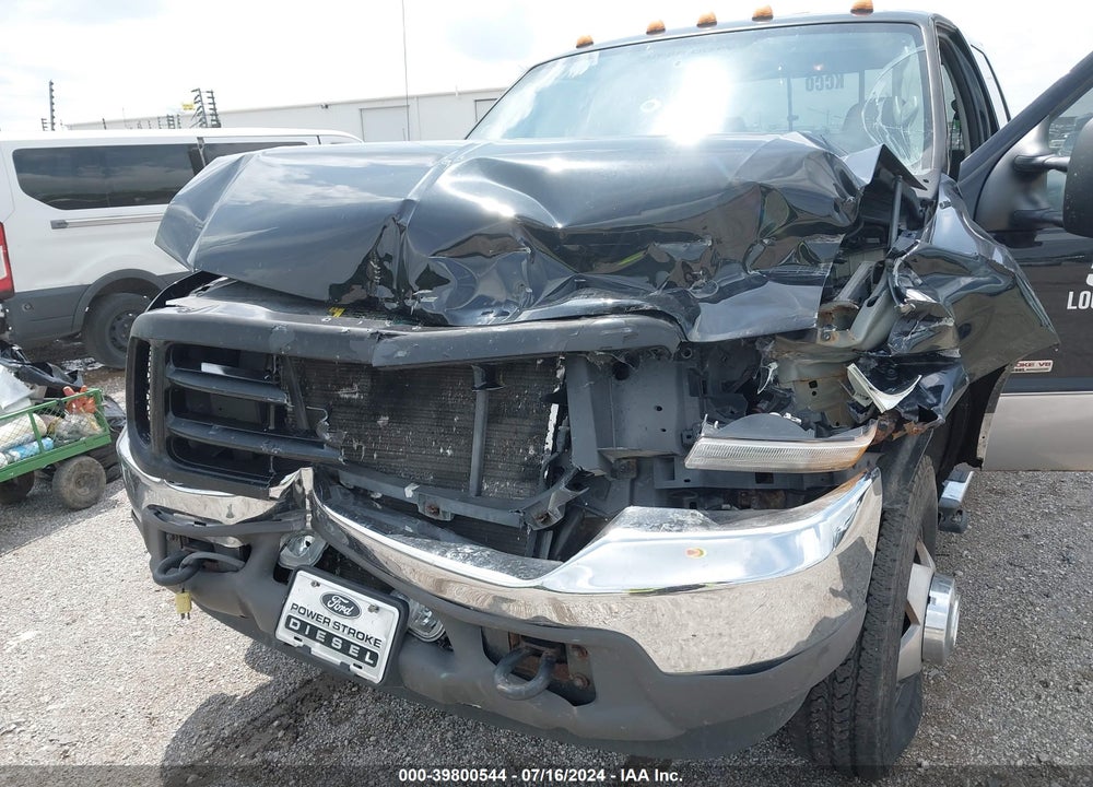 2004 FORD F-350 LARIAT/XL/XLT VIN: 1FTWW33P14EB56141