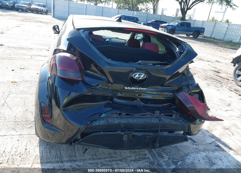 2014 HYUNDAI VELOSTER BASE W/RED VIN: KMHTC6AD1EU208635